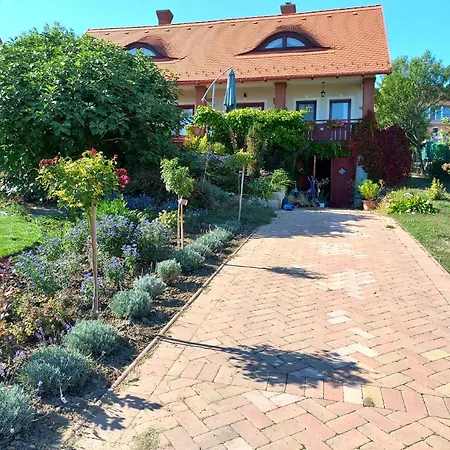 Hajnal Balatonfüred